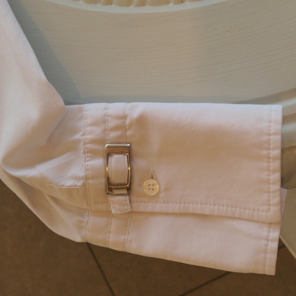 Express Design Studio, White ,Size Small, Long sleeve button down Dressy shirt. - Picture 10 of 12